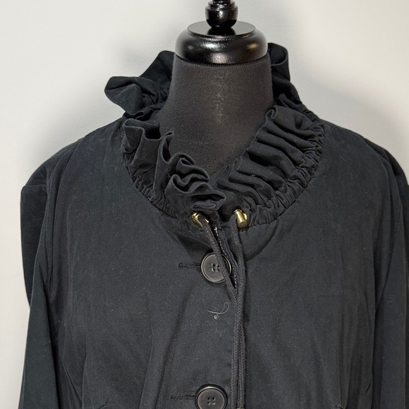 Talie | Ruffle Collar Jacket - Picture 3 of 8